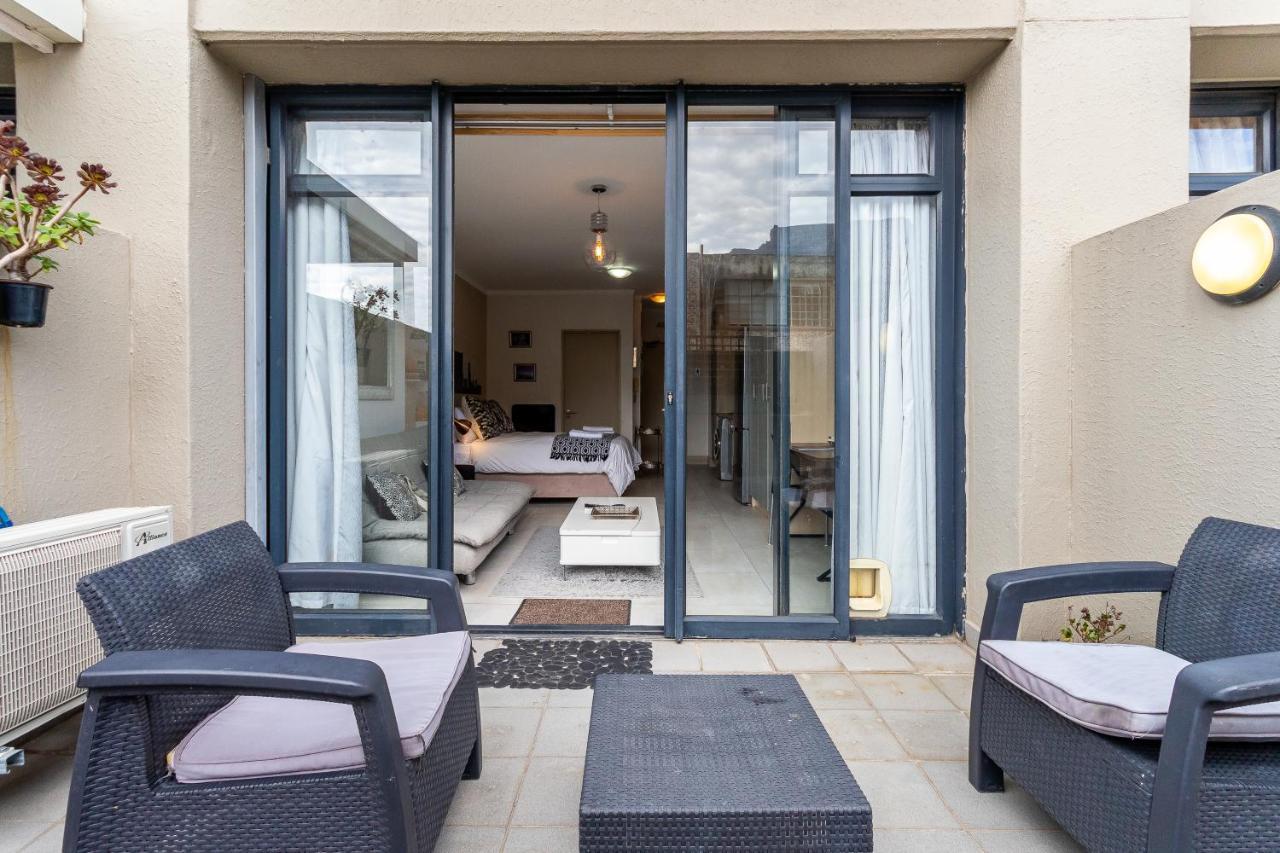 818 Four Seasons Cape Town Exterior photo